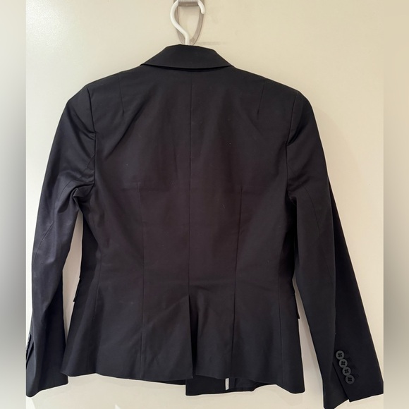 Blazer - Picture 3 of 6